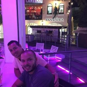 Meet your Posher, Rafael